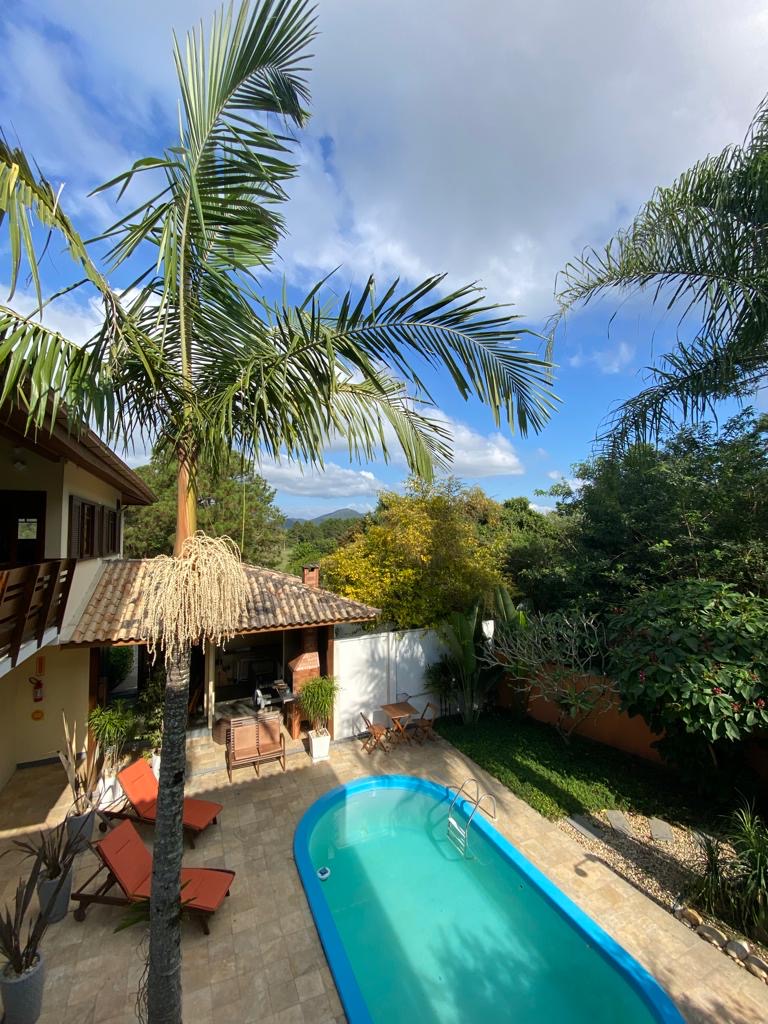 8cf06e73-356c-4830-98b2-0f15874a0ecd