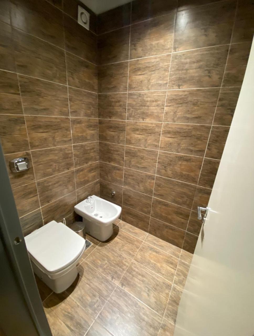 e62562b2-b039-4509-831d-3c31e2df2112